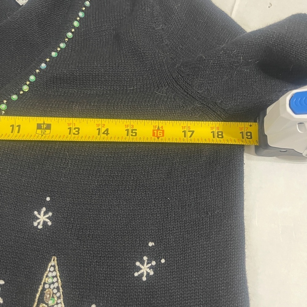 Tiara International Small Black Christmas Sweater Beaded Embroidery Sequin Bell - Picture 7 of 8